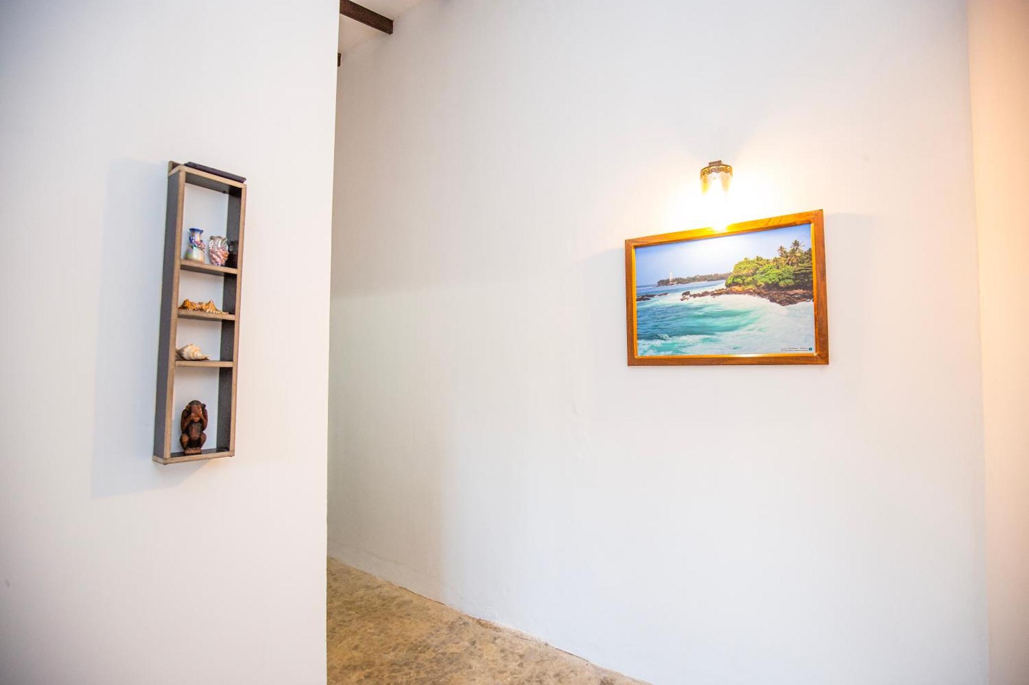 Turtle Lamp Hotel Unawatuna Room photo
